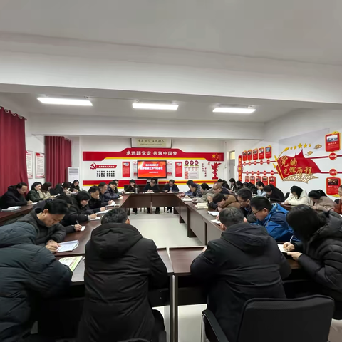 研途共鉴  启航新程———泗水县实验中学召开教学教研工作专班会议