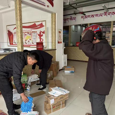 虾扎镇开展春季动物疫病疫苗及常规药物发放工作