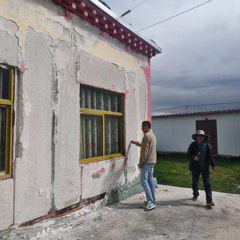 巩固脱贫成果 守护安居家园——虾扎镇开展易地搬迁安置点安全隐患评估行动