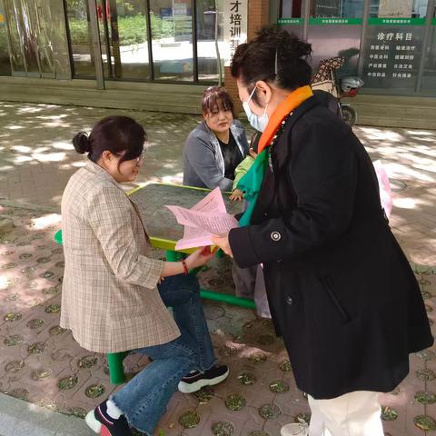 演马村关爱老年人义诊活动