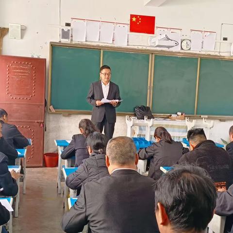 课标学习助成长   以测促学明方向——八嘎乡中心小学开展教师新课标测试活动