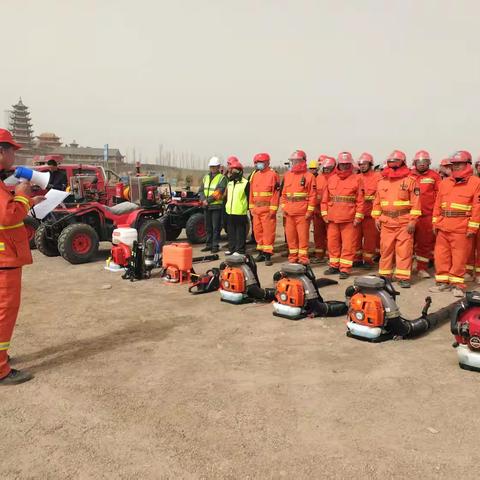 联防联控筑防线 实战演练保障防火应急道路安全施工