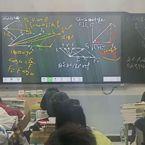 兴仁树德学校高一（8）10月份班级工作美篇。