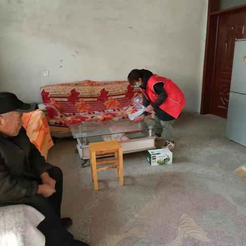 菏泽鲁西新区陈集镇刘庄村开展“传承雷锋精神 关爱孤寡老人”主题志愿服务活动