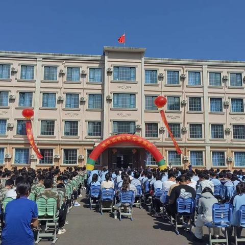 以梦为马 不负韶华——记志贤中学高一101班一个月来校园生活