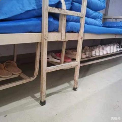 要爱护宿舍更要做文明宿舍