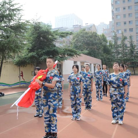 （升旗仪式）潍坊十中国庆节庆祝活动