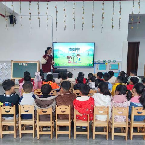 武冈市水西门街道中心幼儿园🌸🌸 大二班宝宝三月份成长小记