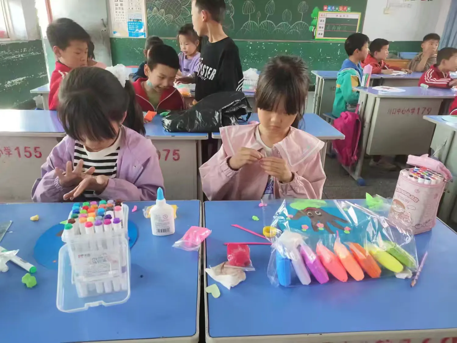 简篇-【川口教育】中心小学:手随心动,创意无限 —— 川口乡中心小学手工社团学期活动总结