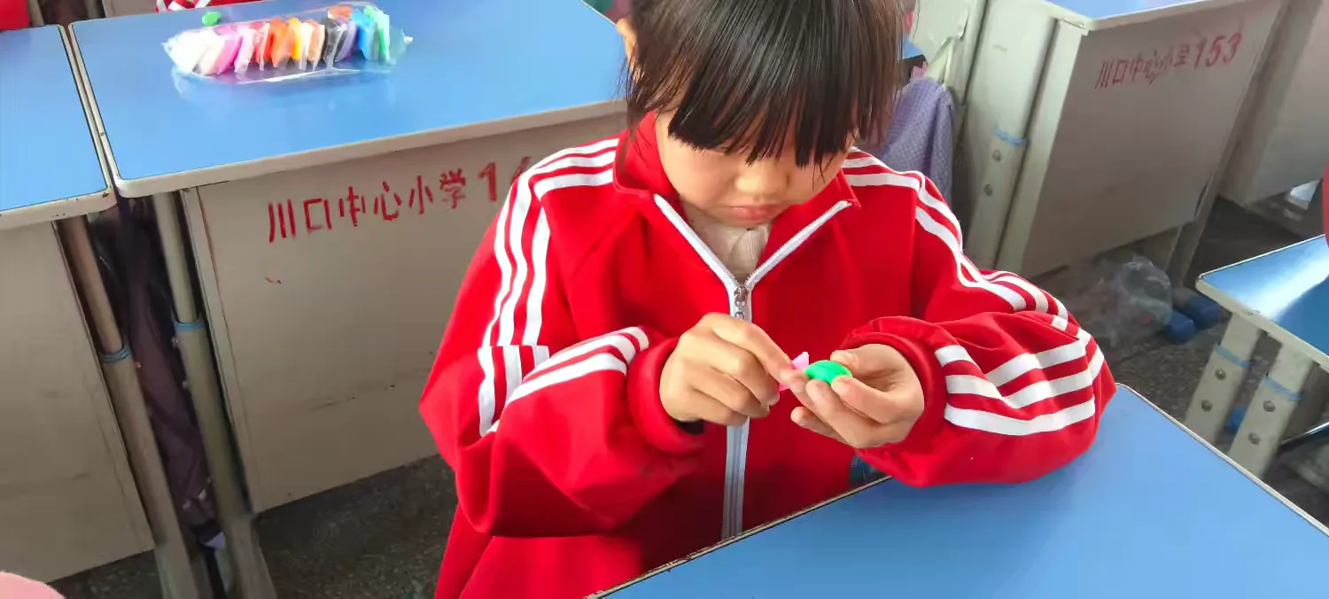 简篇-【川口教育】中心小学:手随心动,创意无限 —— 川口乡中心小学手工社团学期活动总结