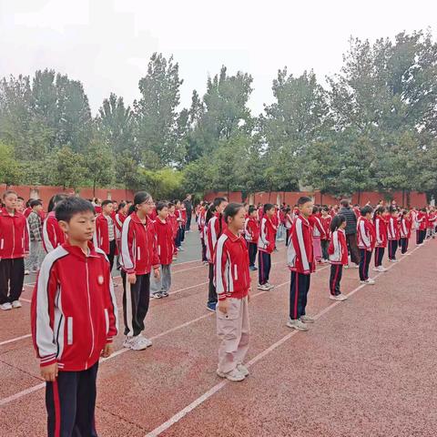 田店小学举行“好习惯成就好未来”主题升旗活动