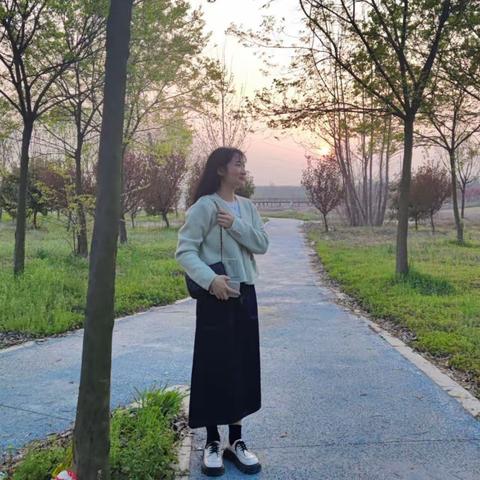 躬耕教坛显初心 强国有我志不渝——漯河市外语中学勤廉榜样巡礼之2022-2023学年度“十佳”教师风采展示（五）