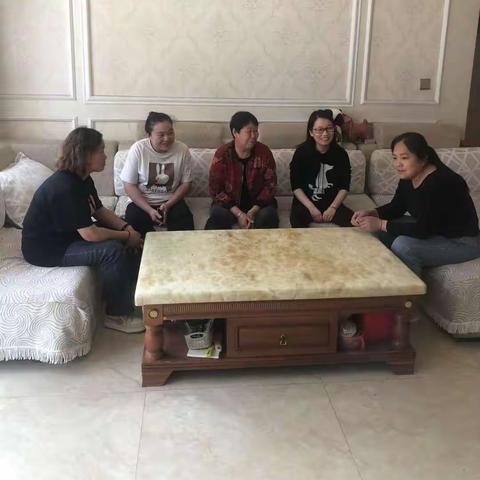 胜营镇妇联到户宣传妇女健康知识