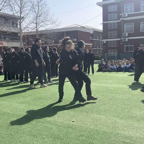 趣味运动会   别样“女神节”——汉德三维集团夏县大鹏学校“38节”趣味运动会