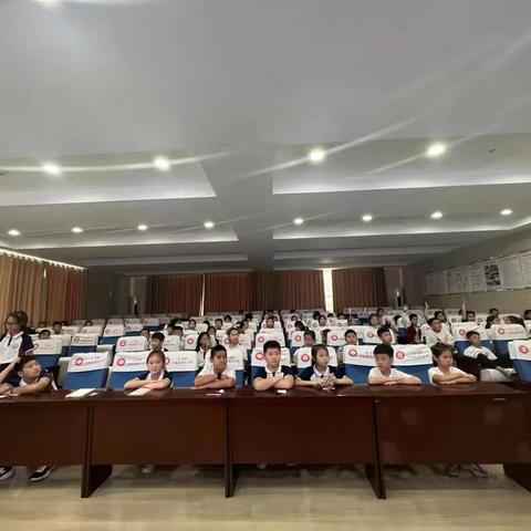 青春如火  使命如炬 ——方城县第六小学学生会干部会议