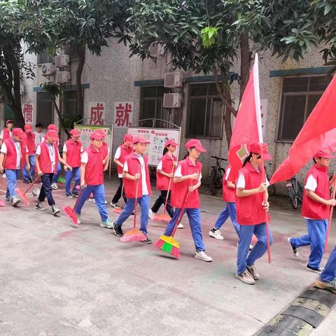 小手拉大手，创卫在行动——记普宁市燎原国之栋学校志愿者活动