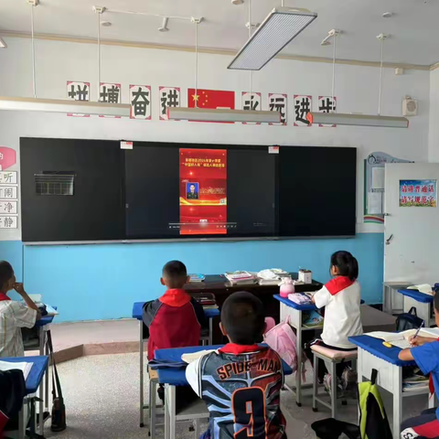 石宝小学“宣扬见义勇为精神，发扬传统美德事迹”系列活动