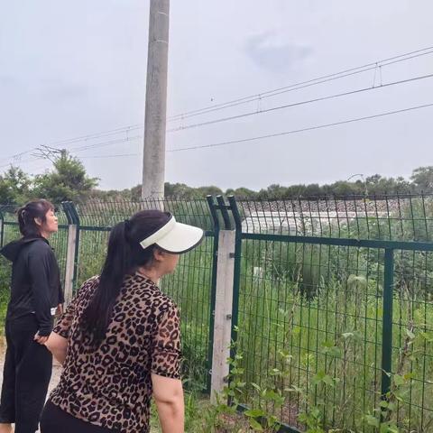 大庆市让胡路区银浪街道连心社区汛期护路安全，人人有责宣传活动