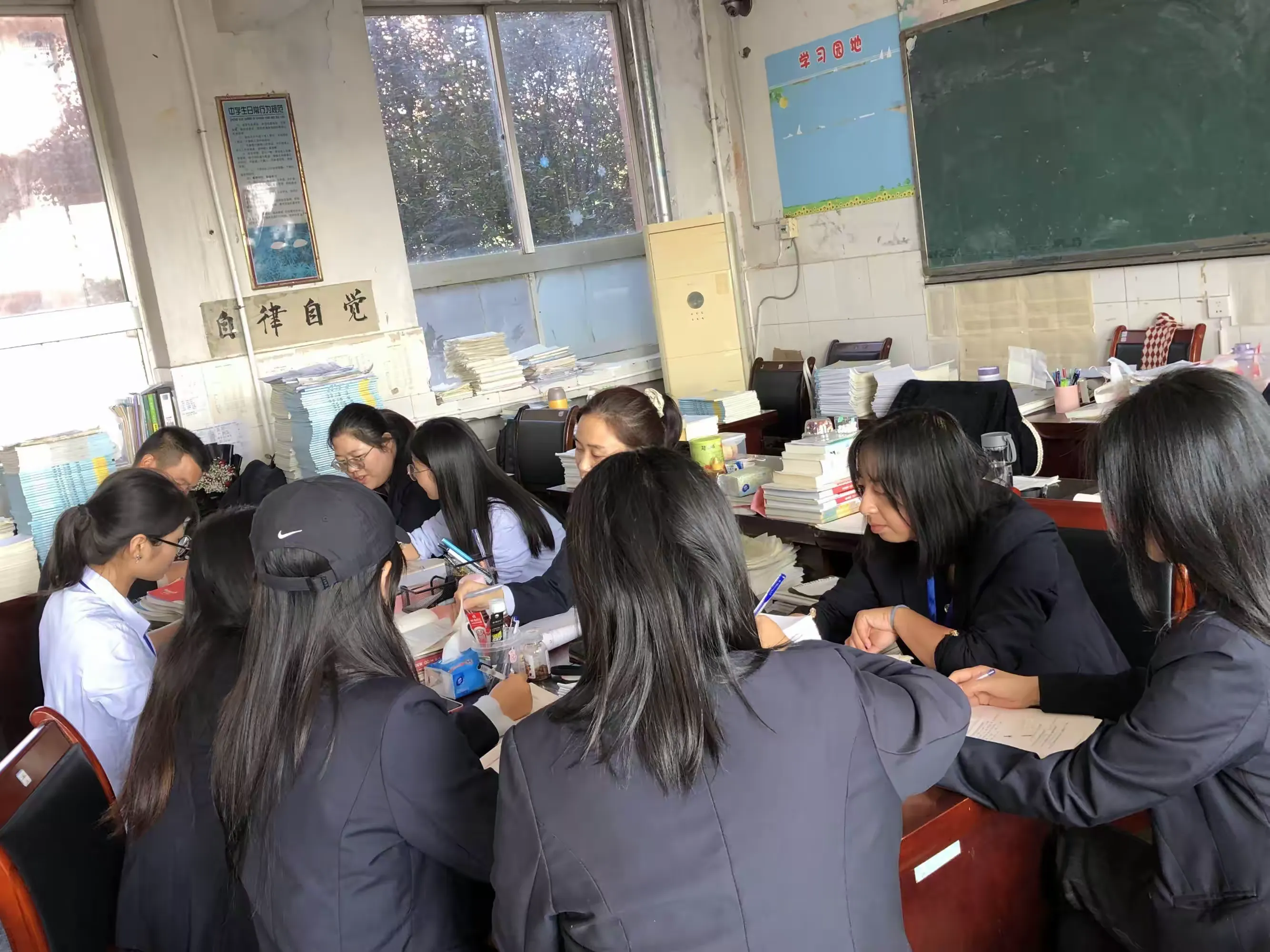 简篇-莺飞草长教育时,生本为基筑高台—蓝光中学高一一部文综教研组美篇