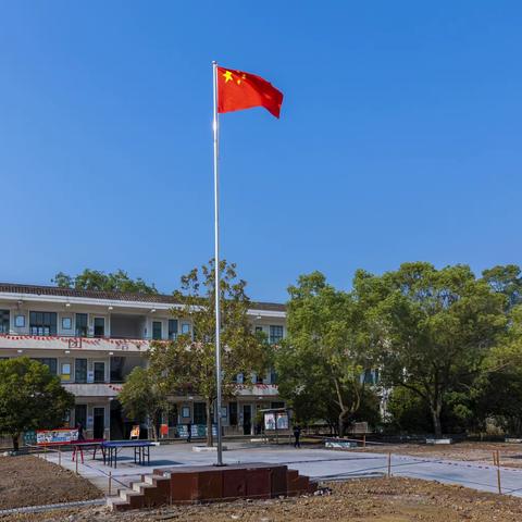 共庆盛典，共创美好——茶山中心小学“情满月圆，心向祖国”诗歌朗诵活动