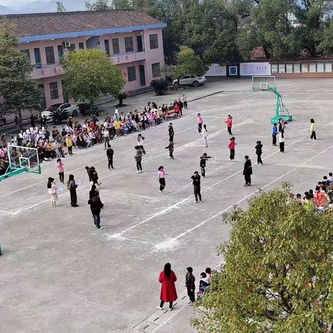 茶山中心小学冬季趣味运动会