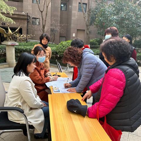“寻找闪闪发光的你”——昌明西路社区举办文艺达人招募会