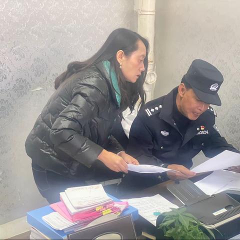 囊谦县公安局禁毒大队来囊谦县人民医院开展麻精药品突击检查