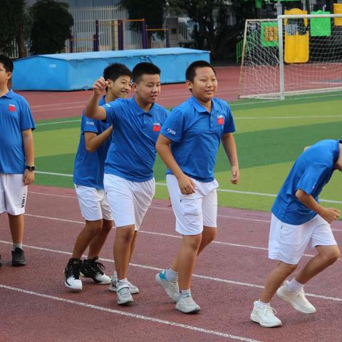 做阳光健康好少年——海滨实验小学小太阳中队主题活动