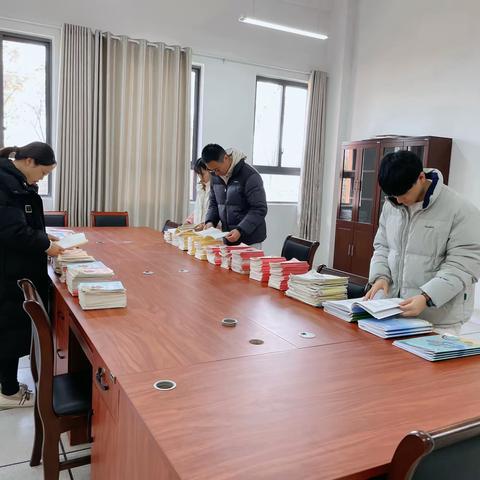 【和平鸽·质量提升】深耕不辍抓常规，匠心不怠求实效——合肥市和平小学瑶海湾校区期中教学常规检查