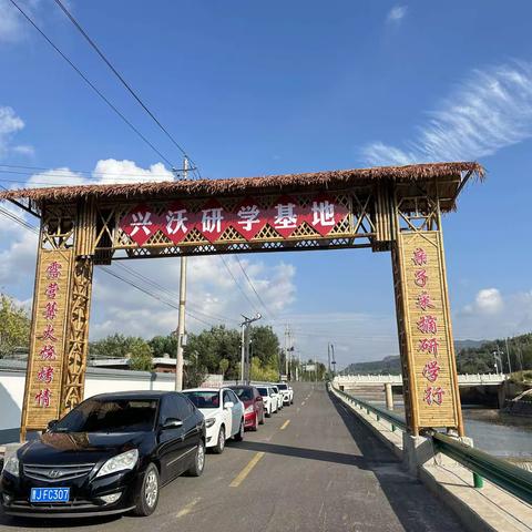 童话秋月——之秋拾硕果