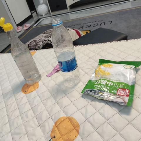 科学小实验————生气的瓶子