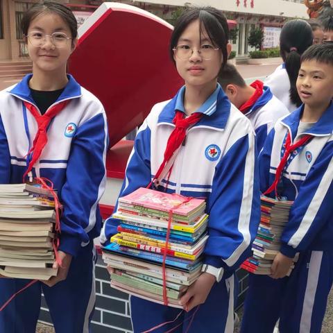 “书香传递，润泽心灵，我为书香园添风采” ——茂名市电白区第一小学少先队大队2024年学雷锋活动月图书捐赠活动