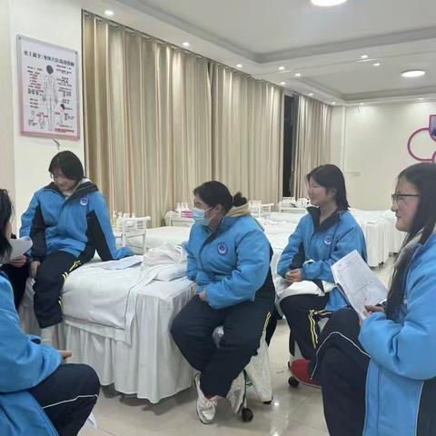 23形设 ——背部也要“放青松〞