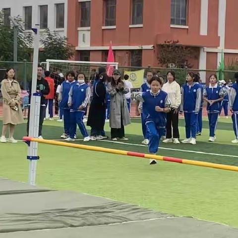 齐心协力，奋力拼搏——兰州十一中教育集团新区分校弘毅七班⚽运动会简报⚽