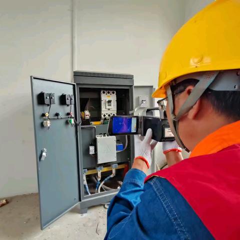 供电基层的汗水：守护光明的平凡坚守