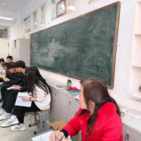 “共享知识，启迪智慧”——滨城区第六中学科学组教研活动