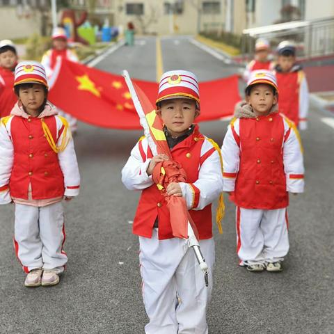 峄城区第三实验幼儿园——中二班之周一升旗