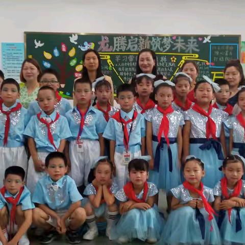 零食很大，童年很短！ 快乐学习，健康成长！