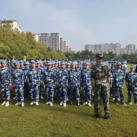 挥洒激情，释放青春，风雨同行   通州区金郊中学 七（10）班