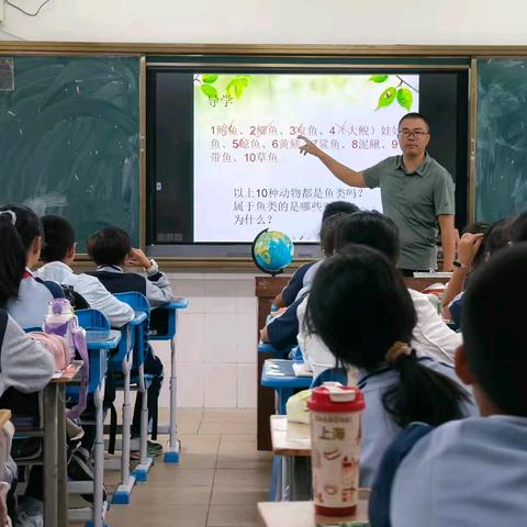 以研促教，共同进步——北海市初中生物学科中心组走进北海市实验学校开展调研活动