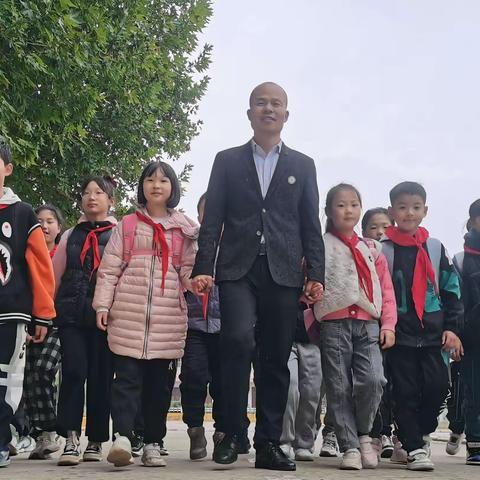 耕读少年心向党      同心奋进新征程——卡迪尔小学2023年春季开学典礼纪实