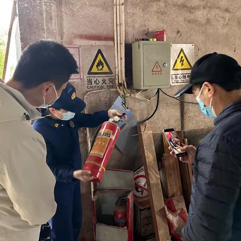 莘口镇：聘请第三方专家“把脉问诊” 筑牢春节前安全生产防线