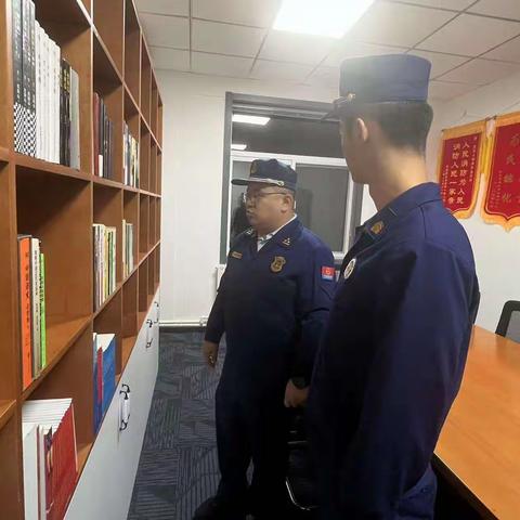 能源金贸大队对西咸大道小型站进行“双节”前督导检查