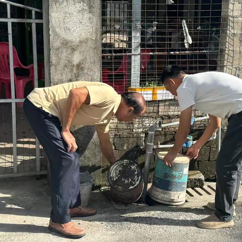 海棠区民政局开展预防“登革热”防蚊灭蚊爱国卫生活动