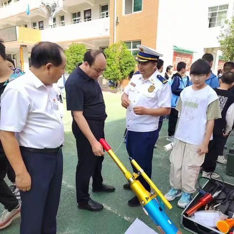 消防安全进校园，携手共筑平安墙