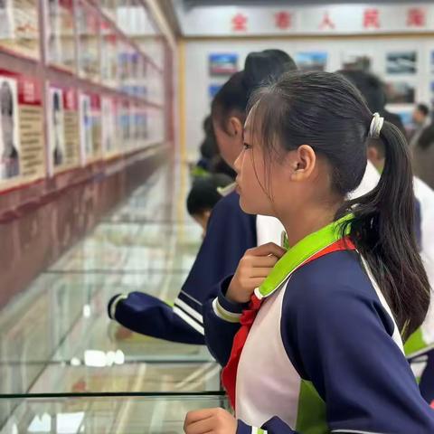 春风寄哀思 薪火照前行 ——兴隆台区高采学校2026年祭扫烈士陵园活动纪实