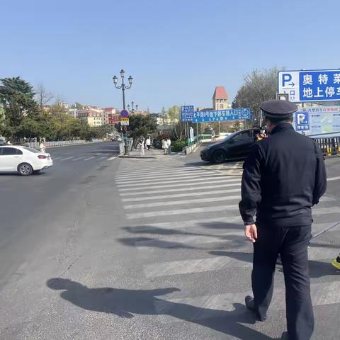 江苏路综合行政执法街道中队开展停车场物价检查