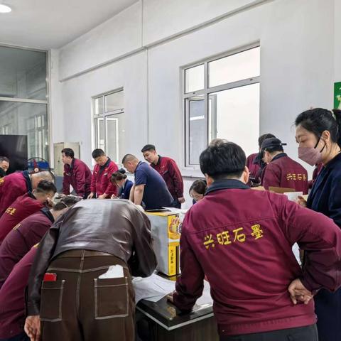 辽阳分行走进企业开展常态化金融教育宣传活动