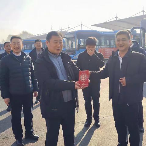 新春走基层 市国资委主要领导深入企业一线走访慰问
