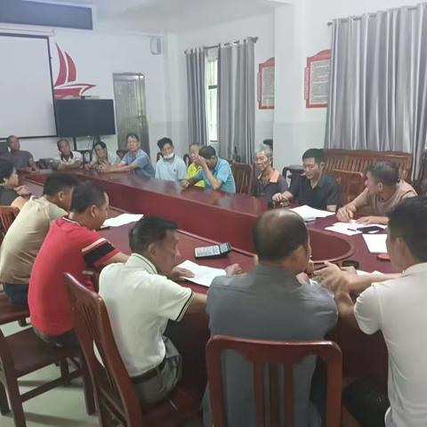 英显村:台风中的坚守与担当